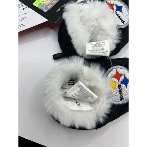 NEW Baby Slippers Booties Size 3/6 Months Pittsburgh Steelers Black Shoes Socks - Picture 6 of 7